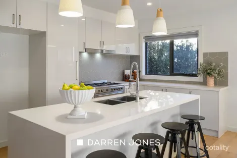 Property photo of 41 Stewart Terrace Macleod VIC 3085