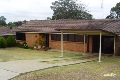 28 Bimbadeen Ave, Bradbury, NSW 2560