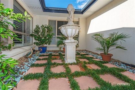 Property photo of 152 Delaney Circuit Carindale QLD 4152