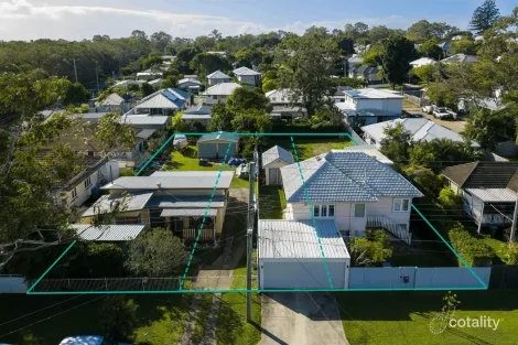 Property photo of 123 Hoskins Street Sandgate QLD 4017