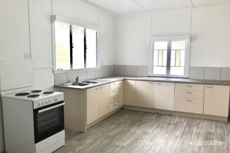 2/369 Paterson Ave, Koongal, QLD 4701