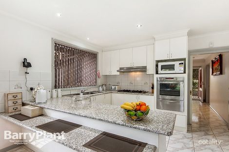 Property photo of 5 Oarsome Drive Delahey VIC 3037