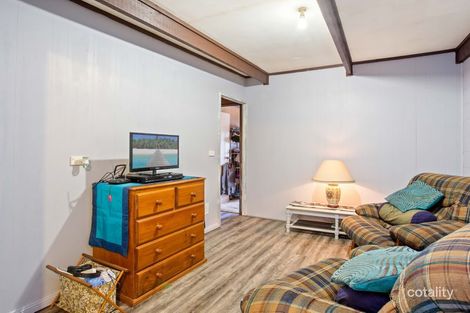 Property photo of 17 Hillside Crescent Kianga NSW 2546
