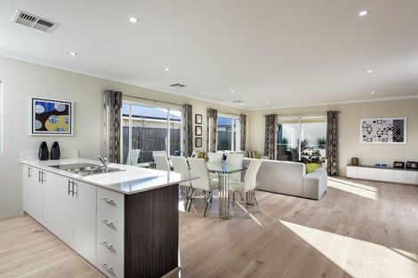 Property photo of 1 Dempsey Road Piara Waters WA 6112