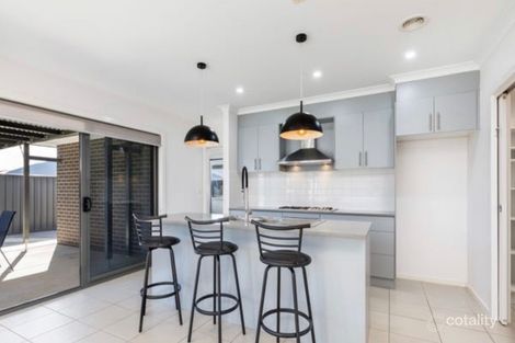 Property photo of 7 Griffiths Link Googong NSW 2620