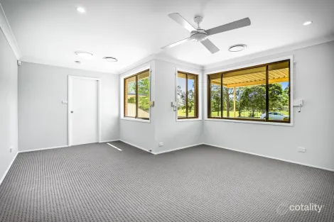 Property photo of 40 McHenry Road Cranebrook NSW 2749