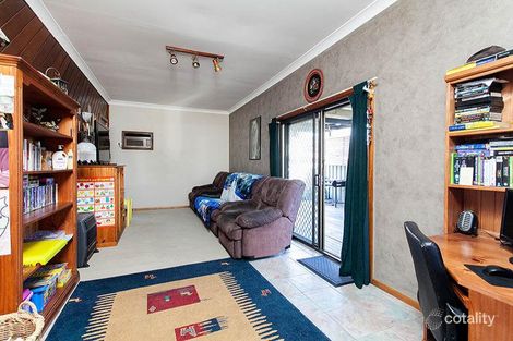Property photo of 15 Madden Street Oak Flats NSW 2529
