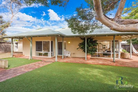 3b Mckimmie Rd, Palmyra, WA 6157