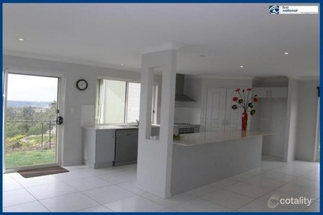 33 Tara Vista Bvd, Highland Park, QLD 4211