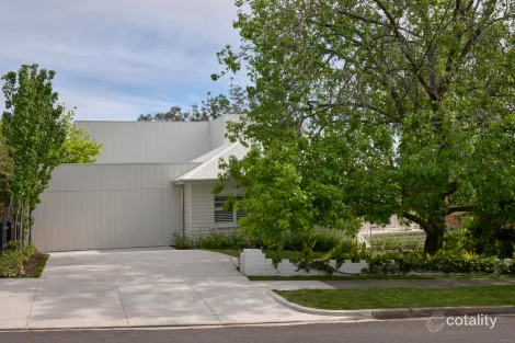 Property photo of 39 Churinga Avenue Mitcham VIC 3132