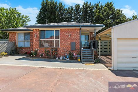 Property photo of 2/19 Temby Close Endeavour Hills VIC 3802