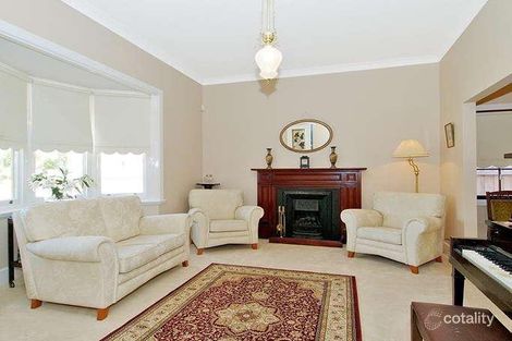 Property photo of 125 Roberts Street Essendon VIC 3040