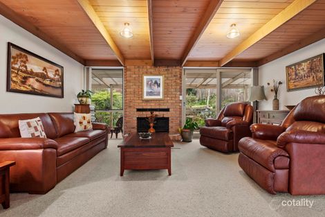 Property photo of 90 Kubis Drive Ringwood North VIC 3134