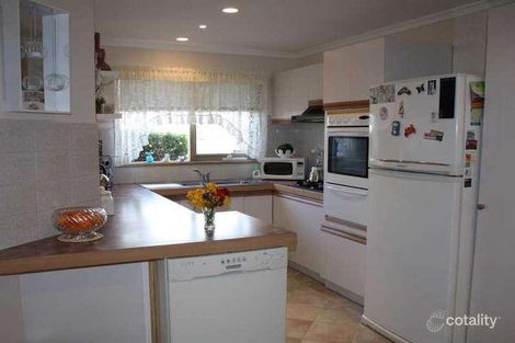 Property photo of 42 Halletts Way Bacchus Marsh VIC 3340