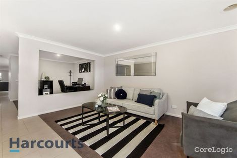 Property photo of 22 Duncombe Park Way Deer Park VIC 3023