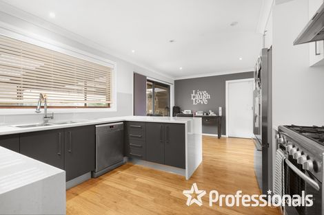 Property photo of 3 Dunrossil Crescent West Bathurst NSW 2795