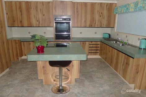 Property photo of 24 Beechwood Drive Yamanto QLD 4305