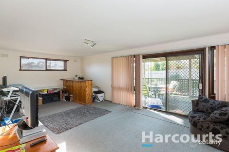 Property photo of 6 Robin Close Doveton VIC 3177