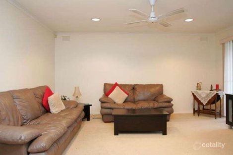 Property photo of 34 Burnleigh Drive Gladstone Park VIC 3043