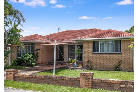 Property photo of 24 Lakes Drive Tweed Heads West NSW 2485