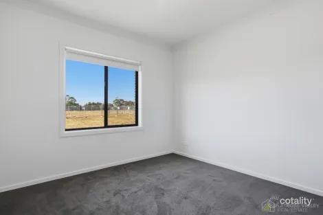 Property photo of 34 Mill Lane Rosedale VIC 3847