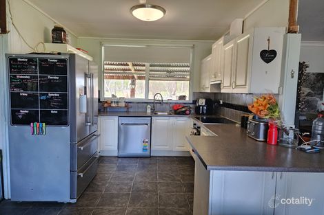 Property photo of 27 Francia Lane Glen Aplin QLD 4381