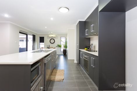 Property photo of 10 Firefly Crescent Ooralea QLD 4740