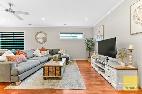 Property photo of 59 Linden Tree Way Cranbourne North VIC 3977
