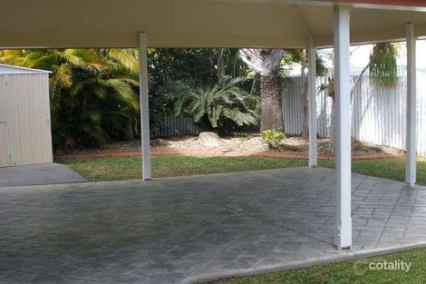 Property photo of 18 Sam Bezzina Drive Beaconsfield QLD 4740