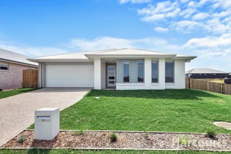 12 Hepburn Pl, Nikenbah, QLD 4655