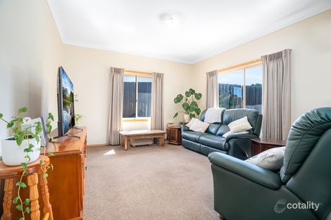 Property photo of 35 Willowbrae Way Bannockburn VIC 3331