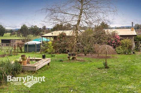 Property photo of 11 Coopers Road Macclesfield VIC 3782