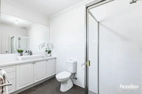 Property photo of 154 Epsom Road Ascot Vale VIC 3032