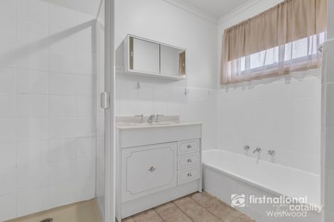 Property photo of 7/31-33 Deutgam Street Werribee VIC 3030