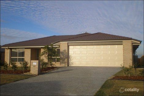 31 Peacherine Cct, Bellmere, QLD 4510
