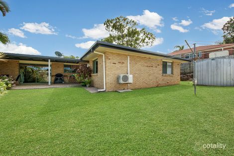 Property photo of 4 Ridge Close Tannum Sands QLD 4680