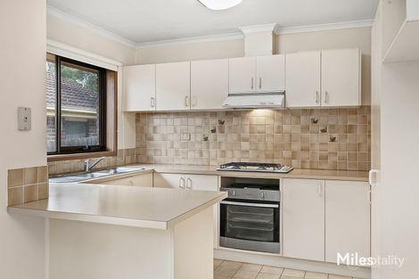 Property photo of 10/55 Broadford Crescent Macleod VIC 3085
