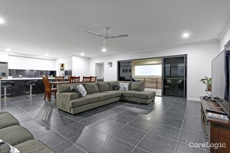 Property photo of 8 Dolphin Court Elliott Heads QLD 4670