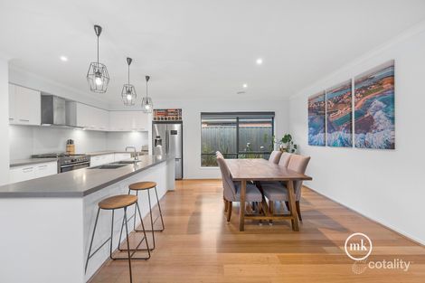 Property photo of 12 Dock Road Doreen VIC 3754