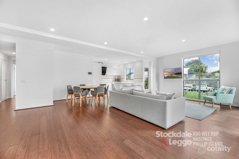 104/59 Chapel St, Cowes, VIC 3922