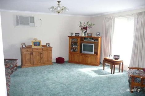 Property photo of 8 Calendula Circuit Epping VIC 3076