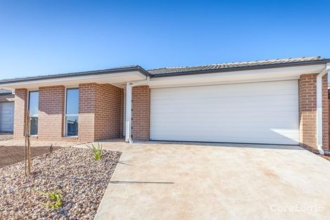 Property photo of 22 Gosse Crescent Brookfield VIC 3338