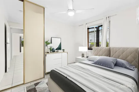 Property photo of 2/18 Glena Street Fairfield QLD 4103