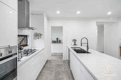 Property photo of 4 Oakdale Close Trinity Beach QLD 4879