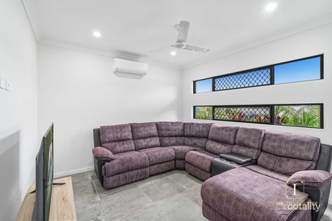 Property photo of 4 Oakdale Close Trinity Beach QLD 4879