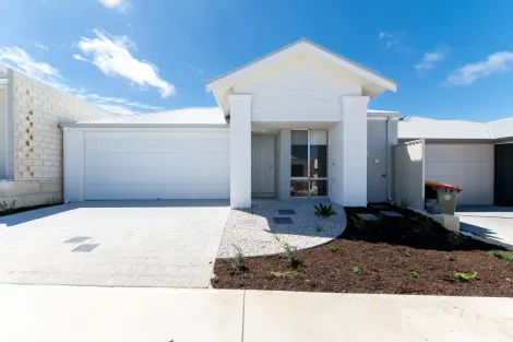 13 Cove Rd, Alkimos, WA 6038