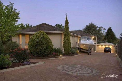 Property photo of 20 Landscape Drive Mooroolbark VIC 3138