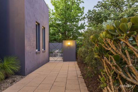 Property photo of 52 Jansz Crescent Griffith ACT 2603