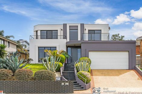 Property photo of 18 Cunningham Drive Endeavour Hills VIC 3802
