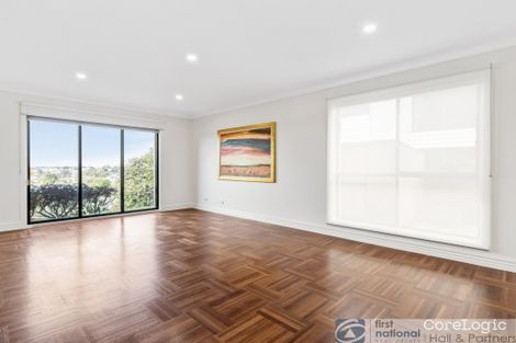 Property photo of 18 Cunningham Drive Endeavour Hills VIC 3802